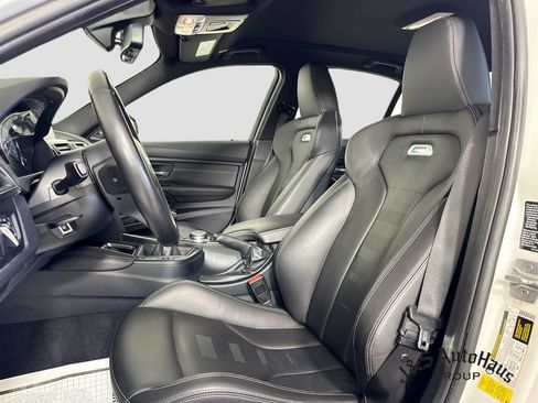 Used 2017 BMW M3 RWD image 11