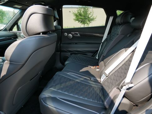 New 2025 Genesis GV80 3.5T e-SC image 5