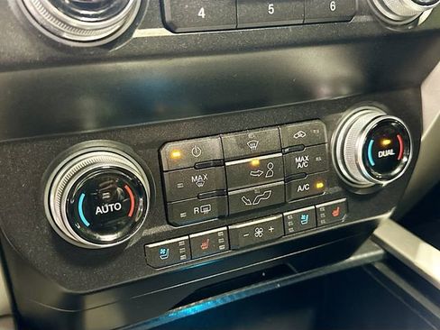 Used 2019 Ford F150 Lariat w/ Equipment Group 502A Luxury image 18