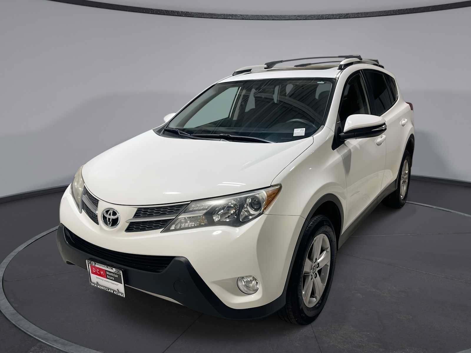 Used 2015 Toyota RAV4 XLE AWD/4WD image 1
