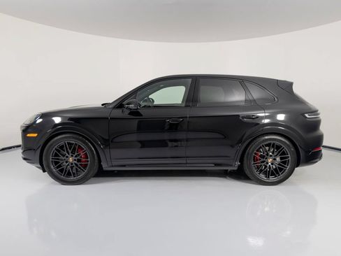 Certified 2025 Porsche Cayenne GTS AWD/4WD image 2