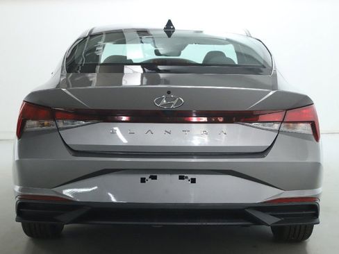 Used 2023 Hyundai Elantra SEL w/ Cargo Package FWD image 42