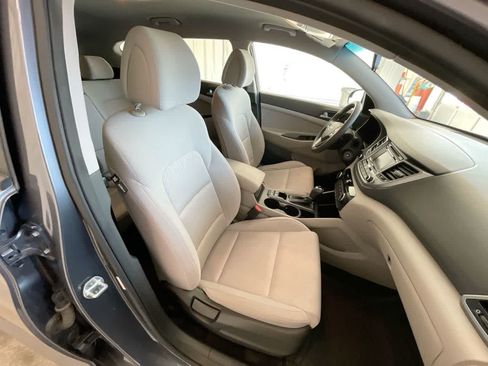 Used 2017 Hyundai Tucson SE w/ SE Popular Package 02 AWD/4WD image 23
