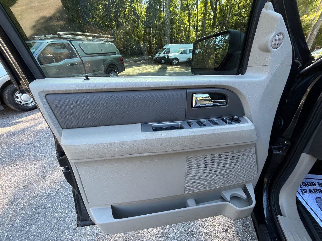 Used 2013 Ford Expedition XL w/ HD Trailer Tow Pkg AWD/4WD image 14