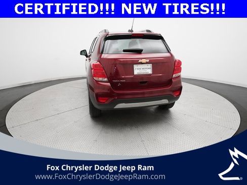 Used 2022 Chevrolet Trax LT w/ LT Convenience Package image 33