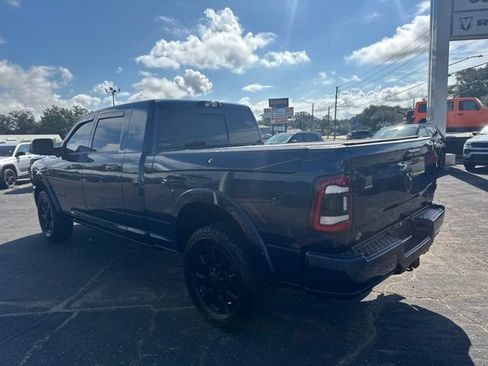 Used 2022 RAM 3500 Limited AWD/4WD image 6