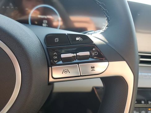 New 2026 Hyundai Elantra Limited image 24