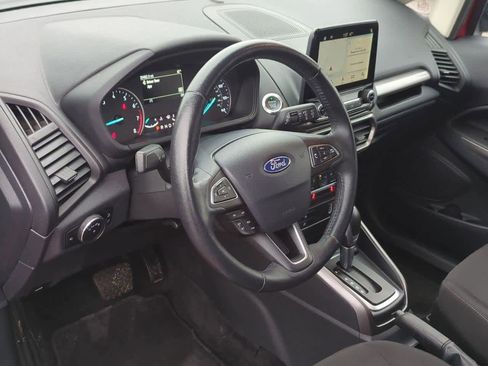 Used 2019 Ford EcoSport SE w/ SE Convenience Package image 2