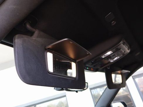 Used 2021 GMC Yukon XL Denali w/ Denali Premium Package image 30