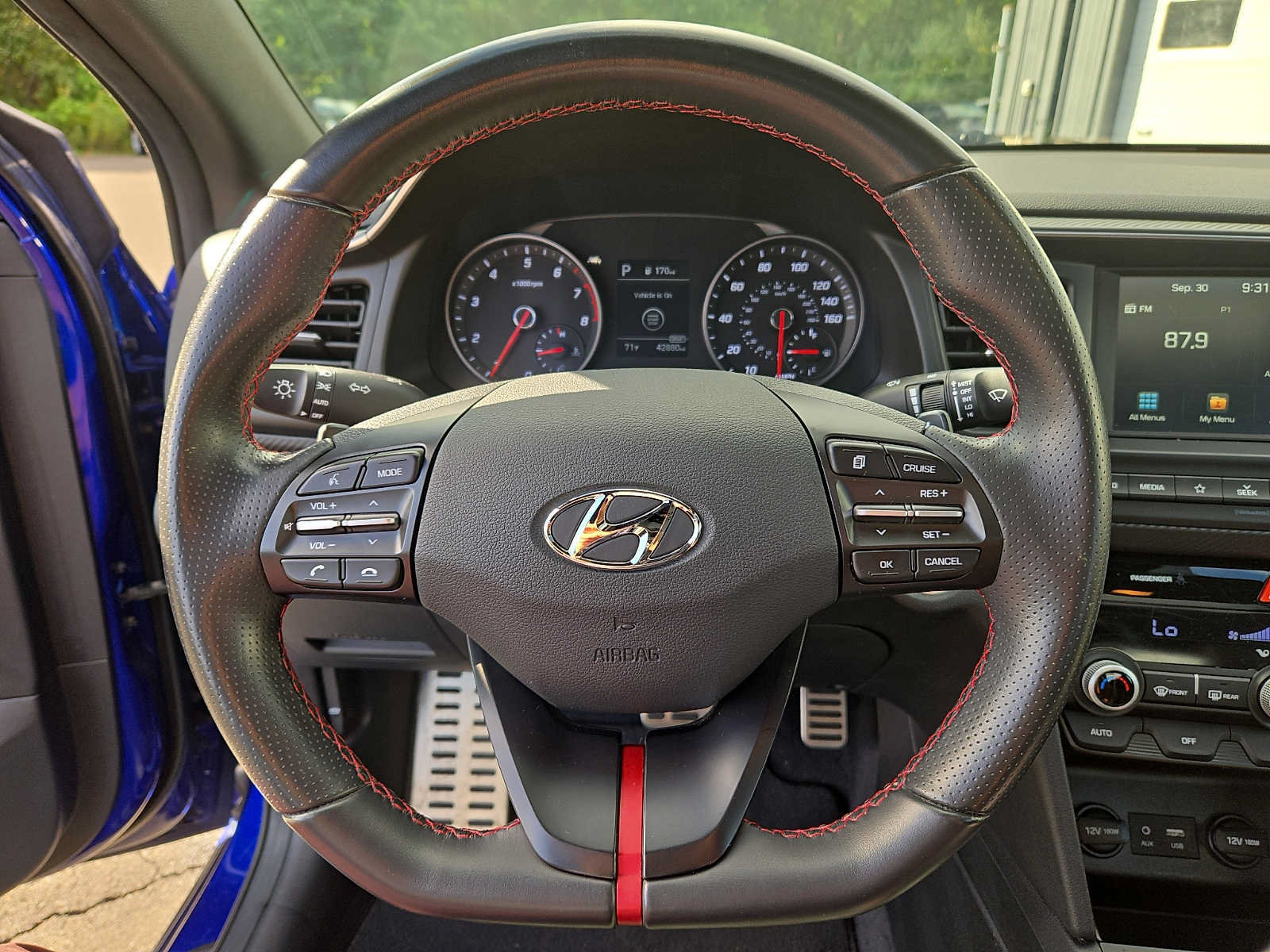 Used 2020 Hyundai Elantra Sport w/ Cargo Package (C1) FWD image 19