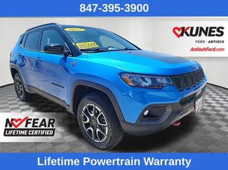 Used 2025 Jeep Compass Trailhawk AWD/4WD video 1