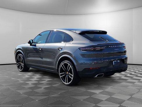 Used 2021 Porsche Cayenne Coupe AWD/4WD image 2