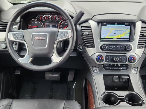 Used 2016 GMC Yukon SLT w/ Open Road Package AWD/4WD image 19