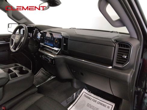 Used 2023 Chevrolet Silverado 1500 LT image 43