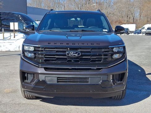 New 2026 Ford Expedition Platinum w/ Stealth Appearance Package AWD/4WD image 2