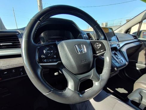 Used 2018 Honda Odyssey EX-L image 17