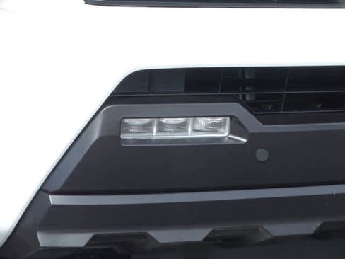 Used 2025 Toyota Tacoma SR5 image 6