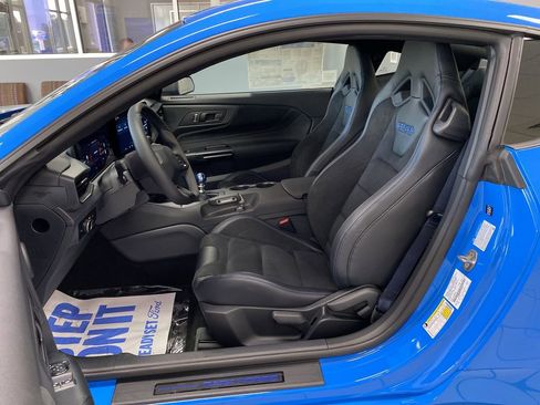 New 2025 Ford Mustang Dark Horse image 4