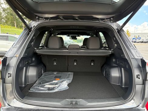 New 2026 Subaru Forester Premium AWD/4WD image 12