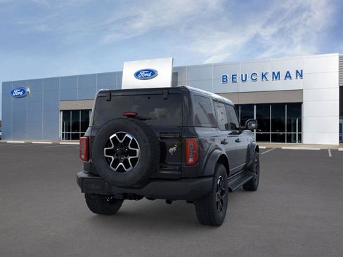 New 2025 Ford Bronco Outer Banks image 9