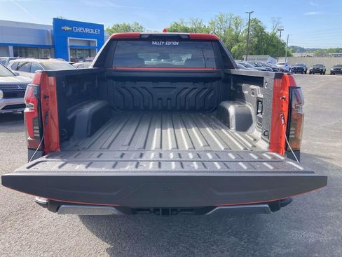 New 2026 Chevrolet Silverado EV LT AWD/4WD image 11