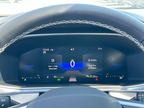New 2026 Volkswagen Taos SE AWD/4WD image 40