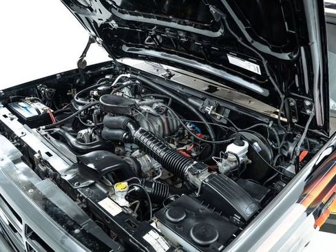 Used 1996 Ford Bronco XLT image 35