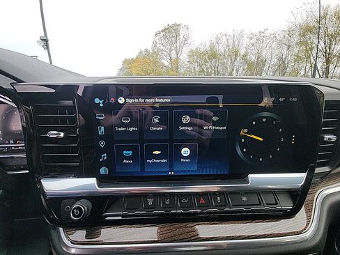 Used 2025 Chevrolet Silverado 2500 LT w/ Convenience Package image 22