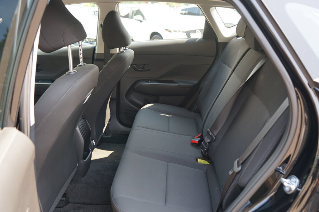 Certified 2026 Hyundai Kona SE AWD/4WD image 18