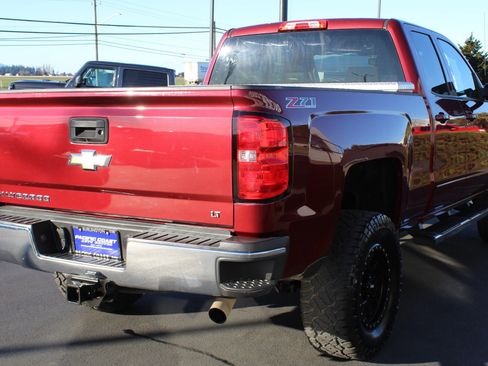 Used 2015 Chevrolet Silverado 2500 LT w/ LT Convenience Package image 6