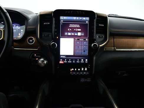 Used 2023 RAM 1500 Limited image 13