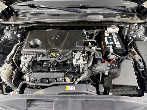 Used 2019 Toyota Camry SE image 10