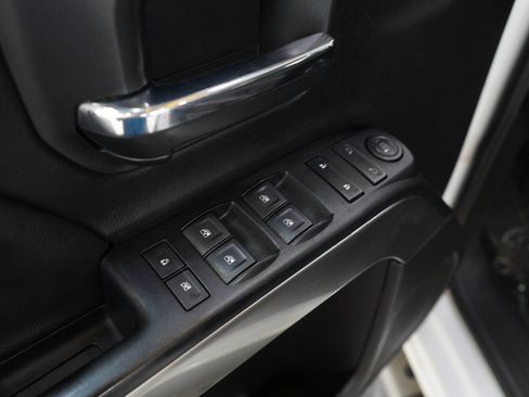 Used 2018 Chevrolet Silverado 1500 LT w/ All Star Edition AWD/4WD image 20