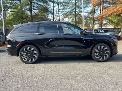 New 2026 Lincoln Nautilus Reserve w/ Jet Appearance Package image 3