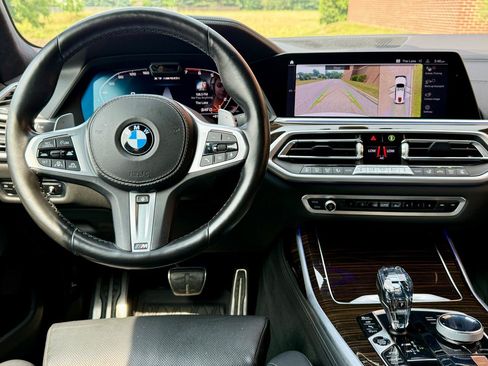 Used 2021 BMW X7 M50i AWD/4WD image 24