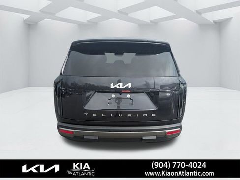 New 2027 Kia Telluride LX FWD image 4