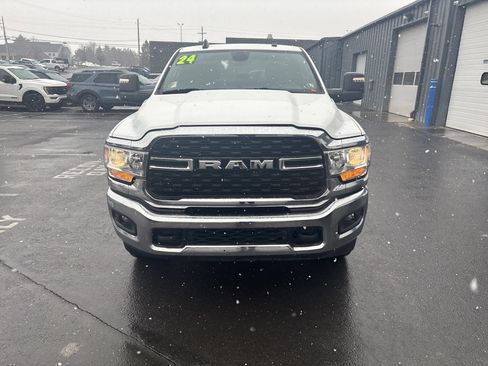 Used 2024 RAM 2500 Big Horn image 9