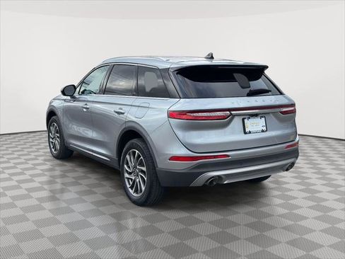 Used 2022 Lincoln Corsair AWD w/ Equipment Group 101A image 5