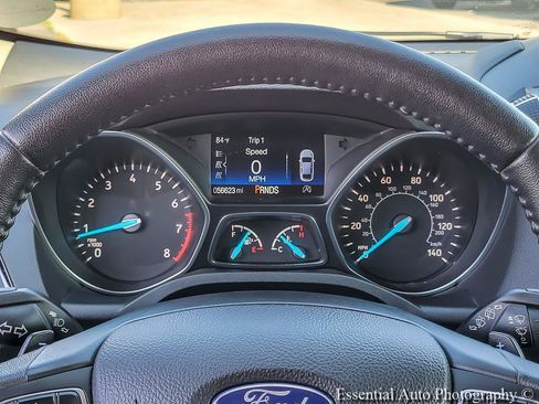 Used 2017 Ford Escape Titanium FWD image 19