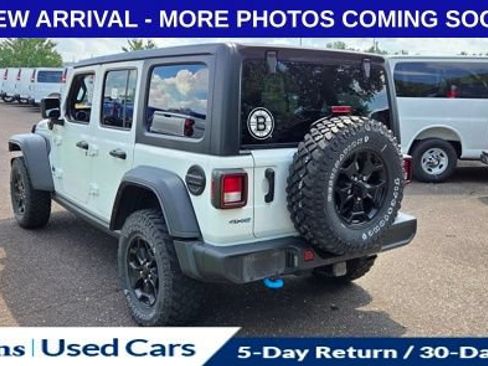 Used 2023 Jeep Wrangler Unlimited w/ Cold Weather Group AWD/4WD image 7