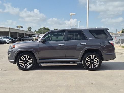 Used 2016 Toyota 4Runner Limited AWD/4WD image 3