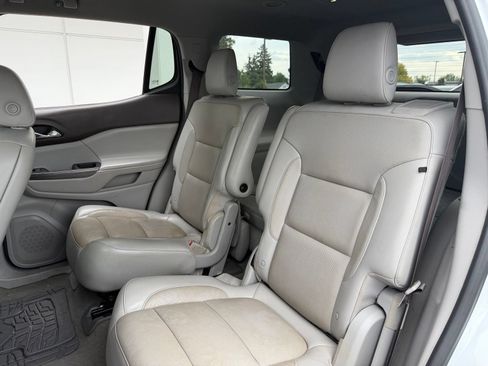 Used 2018 GMC Acadia SLT AWD/4WD image 13