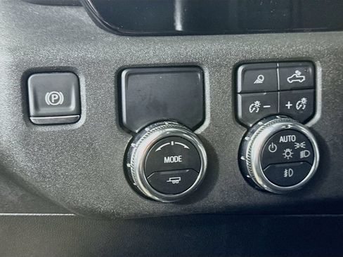Used 2025 GMC Sierra 1500 SLT RWD image 24