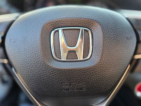 Used 2018 Honda Accord Sport image 21