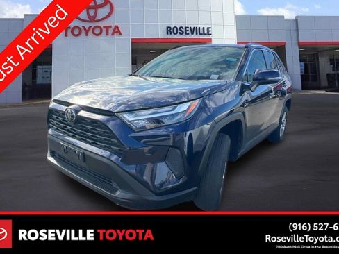 Used 2024 Toyota RAV4 XLE w/ Convenience Package FWD image 1
