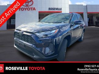 Used 2024 Toyota RAV4 XLE w/ Convenience Package FWD video 1