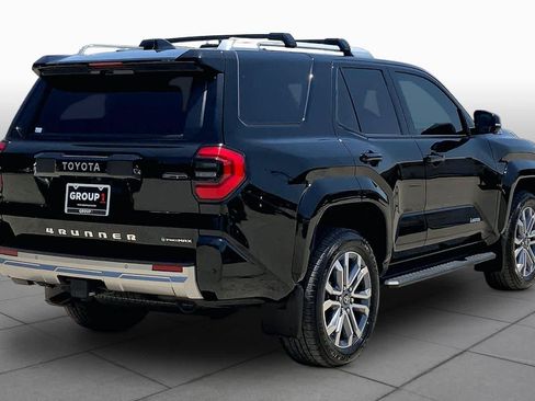 Used 2025 Toyota 4Runner Limited AWD/4WD image 13