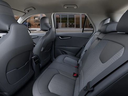 New 2025 Kia Niro Wind w/ Wind Preserve Package FWD image 18