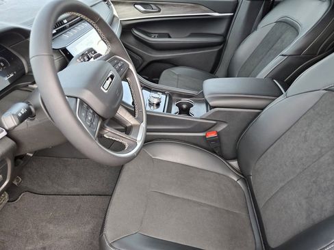New 2026 Jeep Grand Cherokee Altitude AWD/4WD image 8