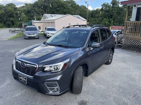 Used 2020 Subaru Forester Limited AWD/4WD image 3